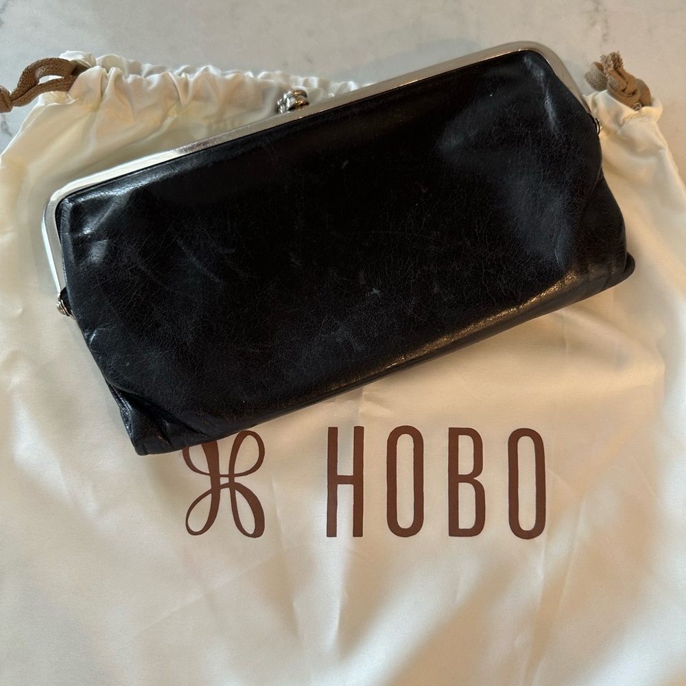HOBO Lauren Clutch Wallet